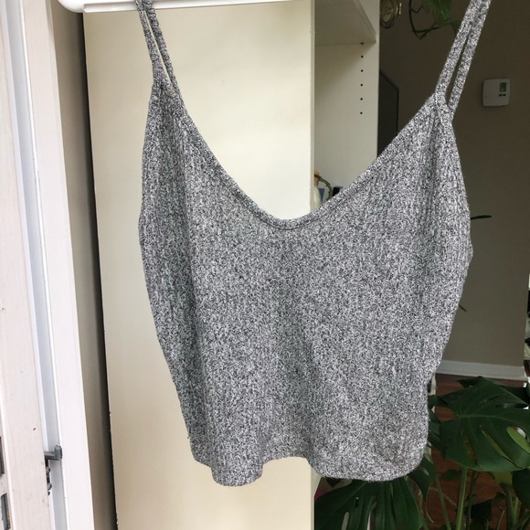 Classic Brandy cropped tank 💕 - Picture 1 of 4